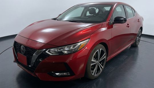 Nissan • Sentra
