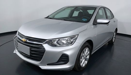 2021 • 69,012 km • Automático