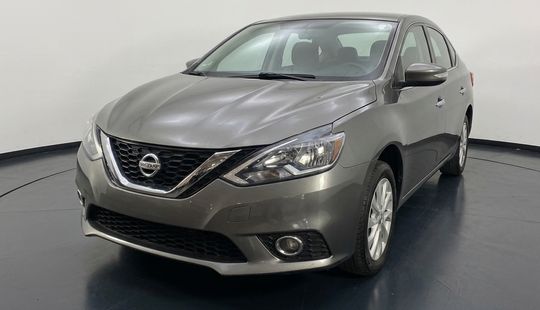 Nissan • Sentra