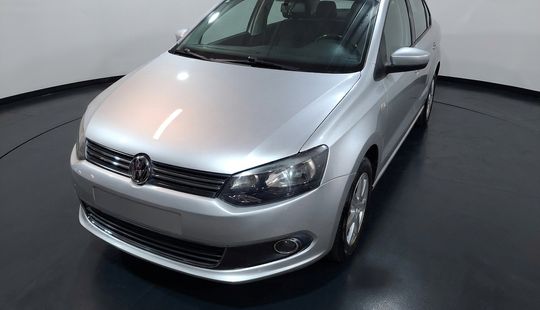 Volkswagen • Vento