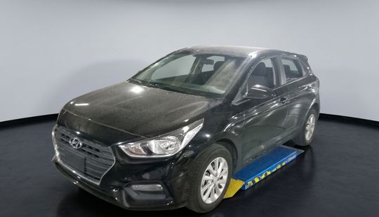 Hyundai • Accent
