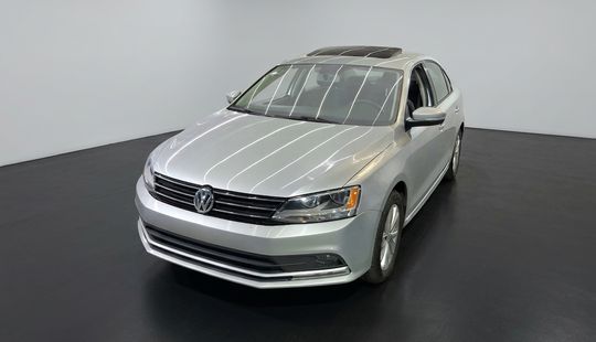 Volkswagen • Jetta