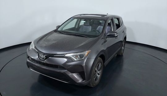 Toyota • RAV4