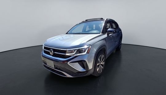 Volkswagen • Taos