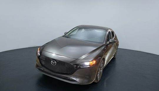 Mazda • Mazda 3