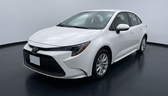 Toyota • Corolla