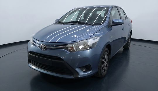 Toyota • Yaris
