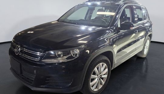 Volkswagen • Tiguan
