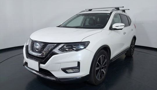 Nissan • X-Trail