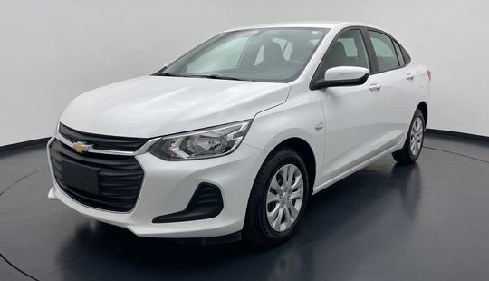 2024 • 44,092 km • Automático