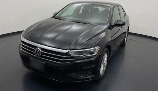 Volkswagen • Jetta