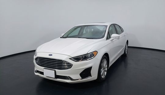 Ford • Fusion