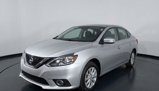 Nissan • Sentra