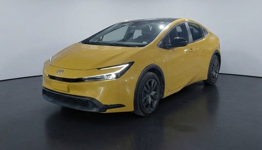 Toyota • Prius
