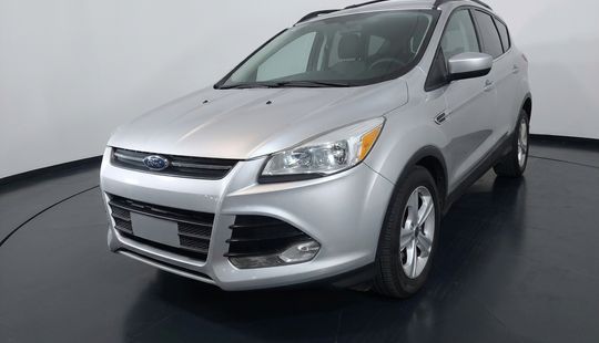Ford • Escape