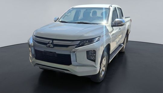 Mitsubishi • L200