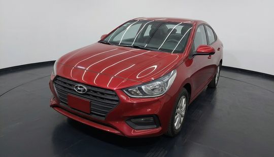 Hyundai • Accent