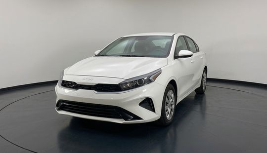 2022 • 94,571 km • Automático