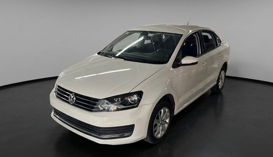 Volkswagen • Vento