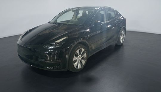 Tesla • Model Y