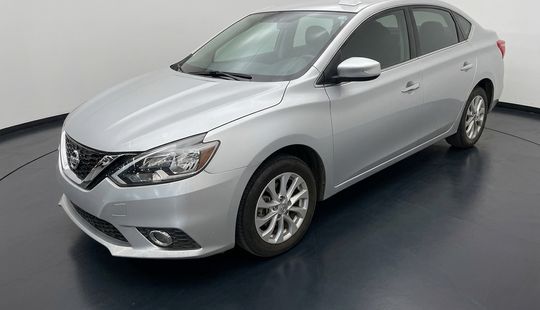 Nissan • Sentra