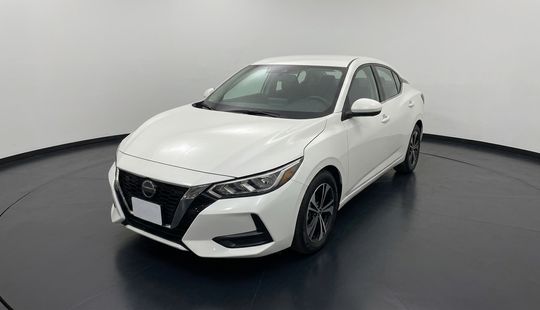 Nissan • Sentra