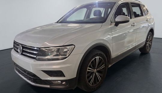 Volkswagen • Tiguan