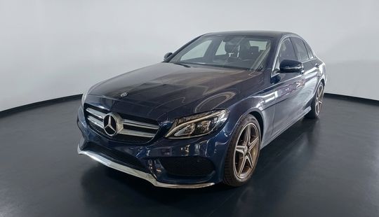 Mercedes Benz • Clase C
