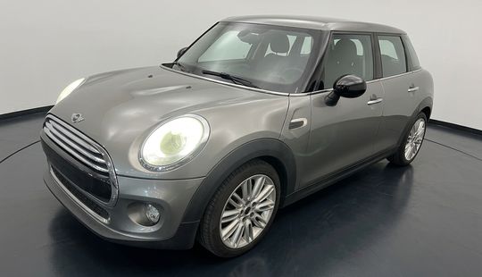 Mini • Cooper