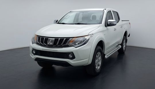 Mitsubishi • L200