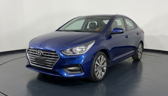 Hyundai • Accent