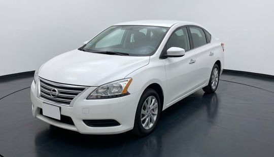 Nissan • Sentra