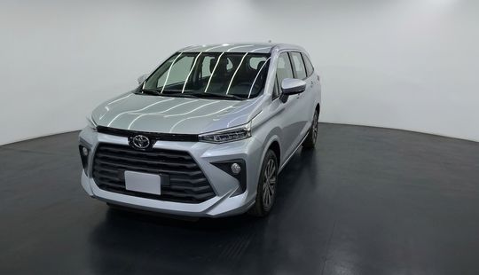 Toyota • Avanza