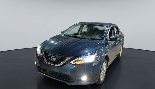 Nissan • Sentra