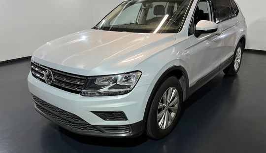 Volkswagen • Tiguan