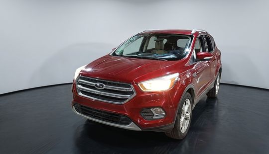Ford • Escape