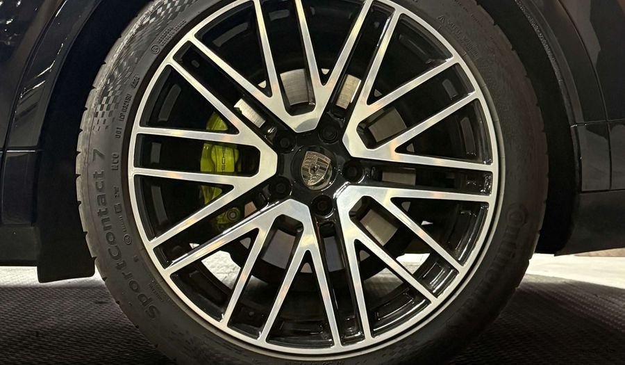 Porsche Cayenne 4.0 V8 TURBO E-HYBRID AUTO Suv 2025