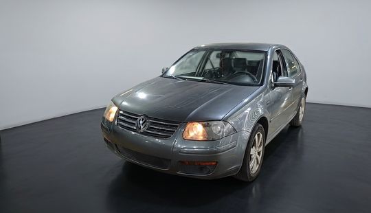Volkswagen • Jetta Clasico