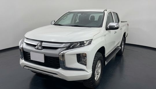 Mitsubishi • L200