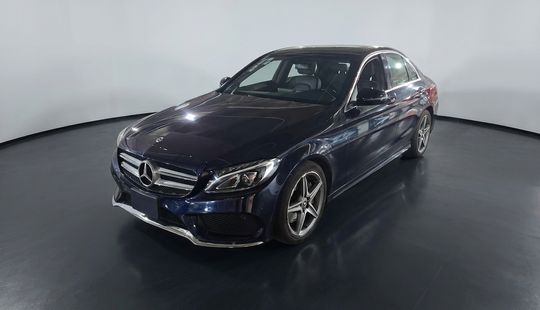 Mercedes Benz • Clase C