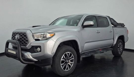 Toyota • Tacoma