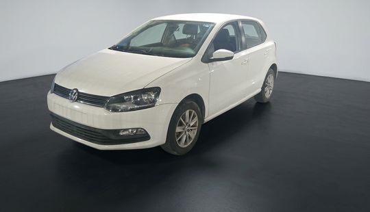 Volkswagen • Polo
