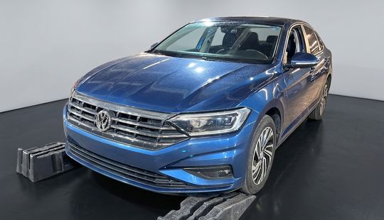 Volkswagen • Jetta
