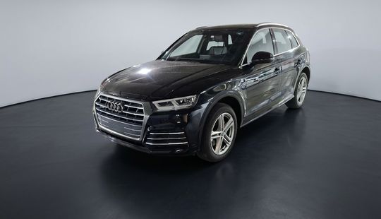 Audi • Q5