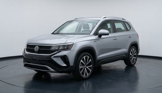 Volkswagen • Taos
