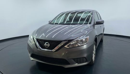 Nissan • Sentra