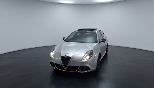 Alfa Romeo • Giulietta