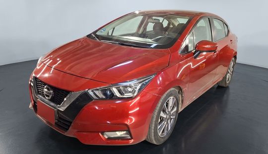 Nissan • Versa