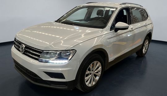 Volkswagen • Tiguan