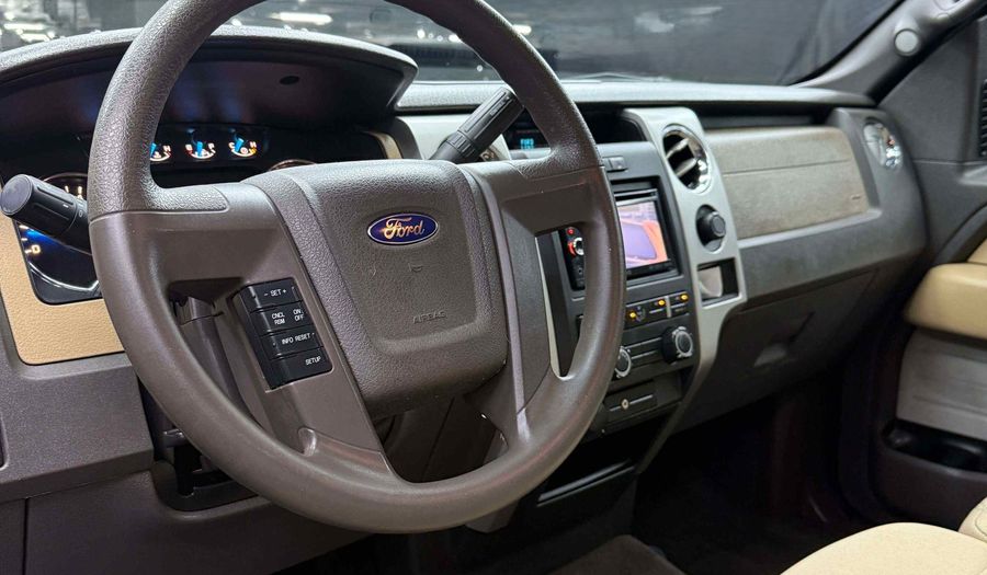 Ford Lobo 5.0 LOBO XLT REGULAR CAB 4X2 TA Pickup 2013